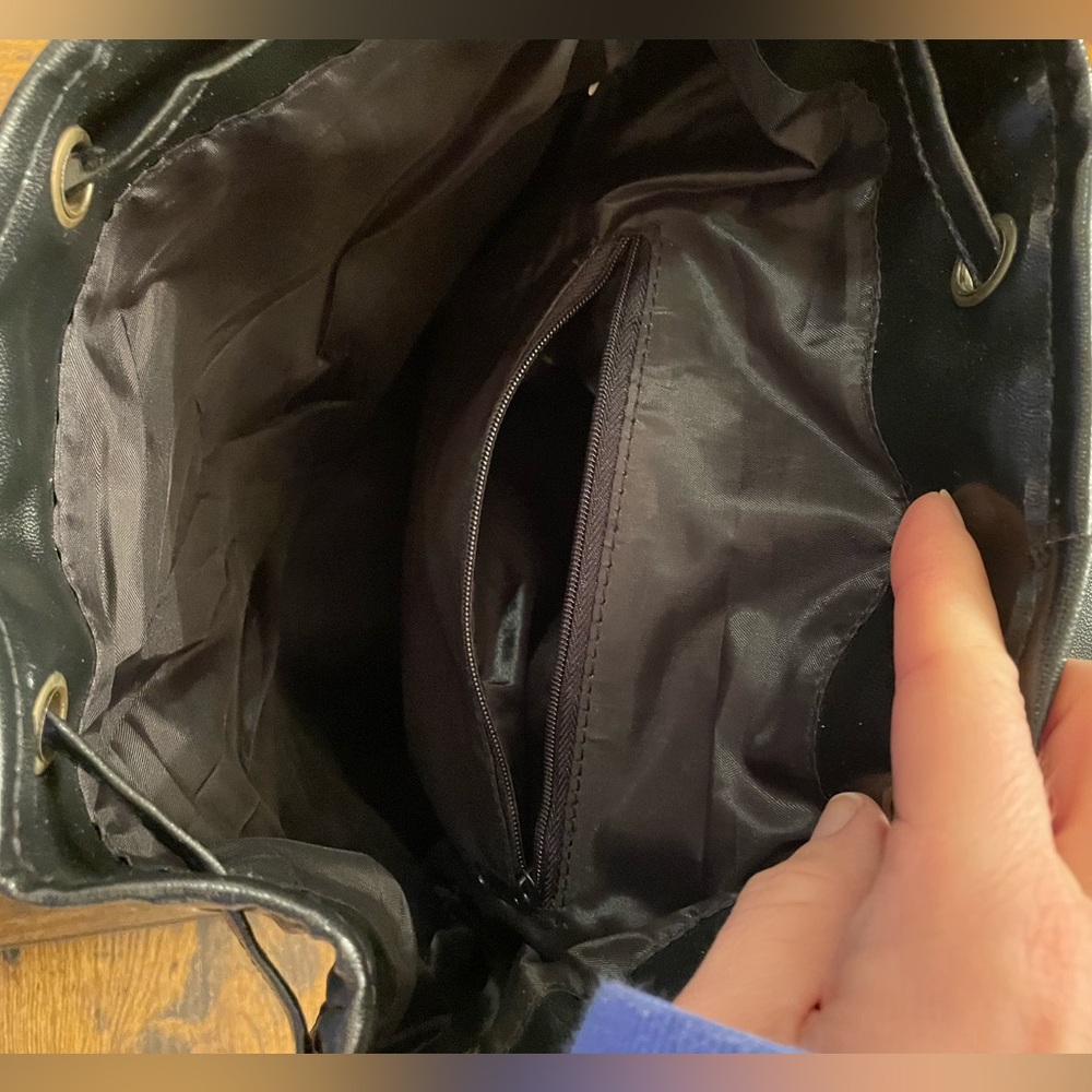 1990s Leather Drawstring Backpack - image 6